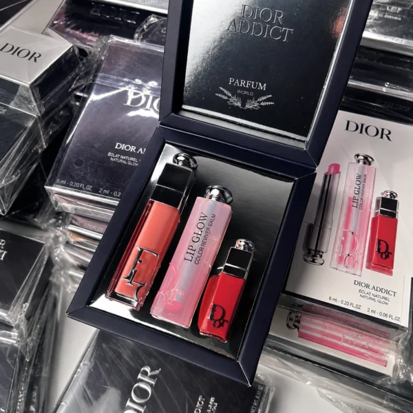 Dior addict rose & noir 🌸  🏷️